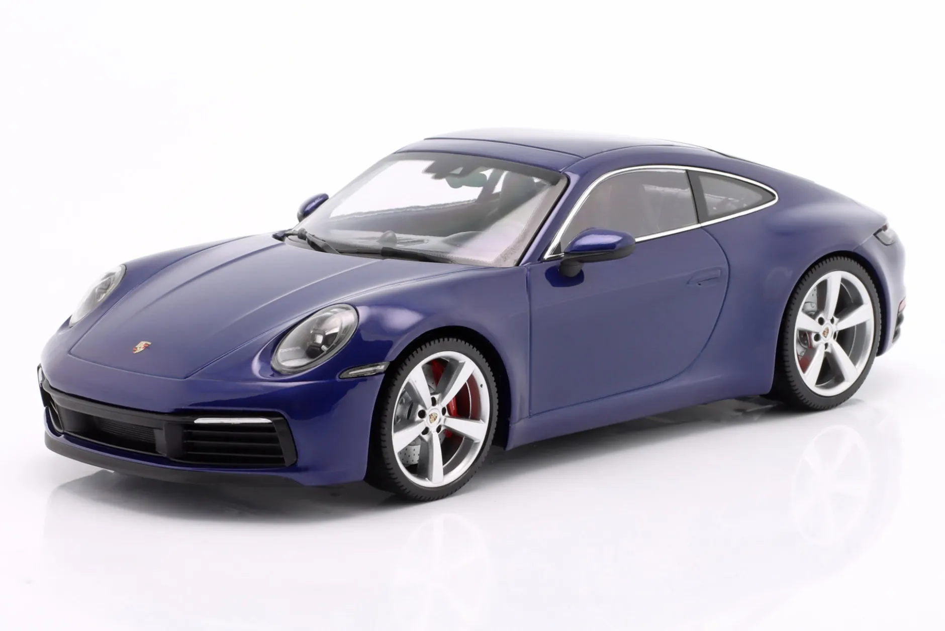 Porsche 911 (992) Carrera 4S 2019 enzianblau metallic Movie Bad Boys for Life 1:18 Minichamps