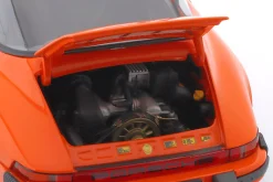 Porsche 911 3.2 Carrera Targa Baujahr 1983 orange 1:18 Minichamps