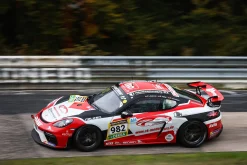 Porsche Cayman GT4 CS #982 NLS & 24h Nürburgring 2025 W&S Motorsport 1:43 Ixo