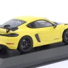 Porsche 718 (982) Cayman GT4 RS 2021 gelb / schwarze Felgen 1:43 Minichamps