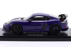 Porsche 718 Cayman GT4 RS (982) Manthey Kit 2024 ultraviolett 1:18 Spark