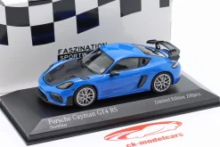 Porsche 718 (982) Cayman GT4 RS 2021 sharkblue / silberne Felgen 1:43 Minichamps