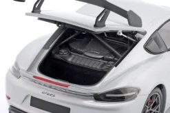 Porsche Cayman GT4 RS 2024 silber metallic / weissach package 1:18 Minichamps