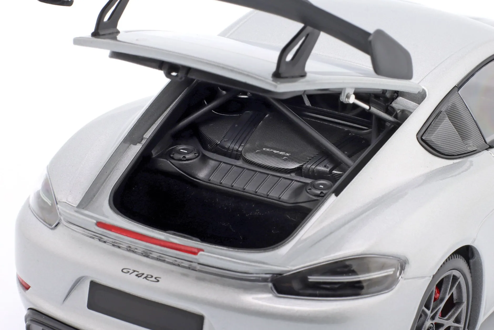 Porsche Cayman GT4 RS 2024 silber metallic / weissach package 1:18 Minichamps