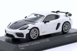 Porsche 718 (982) Cayman GT4 RS 2021 weiß / silberne Felgen 1:43 Minichamps