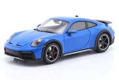 Porsche 911 (992) Dakar Baujahr 2022 blau 1:18 Minichamps