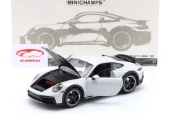 Porsche 911 (992) Dakar Baujahr 2022 grau metallic 1:18 Minichamps