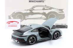 Porsche 911 (992) Dakar Baujahr 2022 grün metallic 1:18 Minichamps