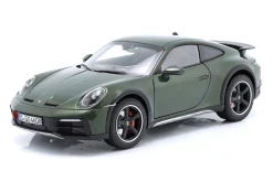 Porsche 911 (992) Dakar Baujahr 2023 oakgrün metallic 1:18 Norev