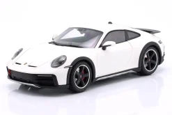 Porsche 911 (992) Dakar Baujahr 2022 weiß 1:18 Minichamps