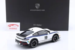 Porsche 911 (992) Dakar Rallye 1974 Design #19 weiß 1:18 Spark