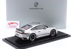 Porsche 911 First Turbo Sonderwunsch Remastered (992) silber 1:18 Spark