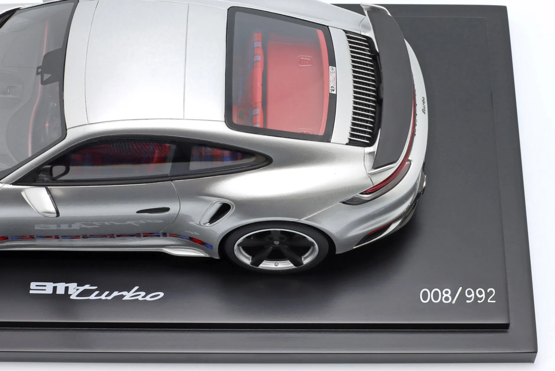 Porsche 911 (992) First Turbo Sonderwunsch 1:18 Spark / Limitierung #008