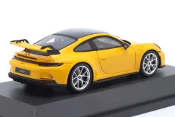 Porsche 911 (992) GT3 Baujahr 2021 gelb 1:43 Schuco