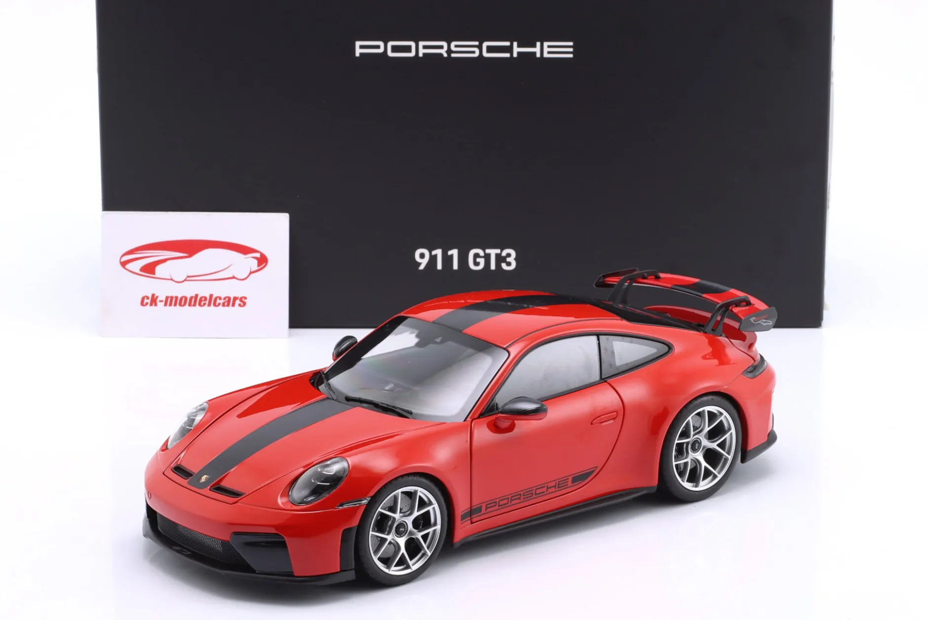 Porsche 911 GT3 (992.2) Baujahr 2025 indischrot 1:18 Norev