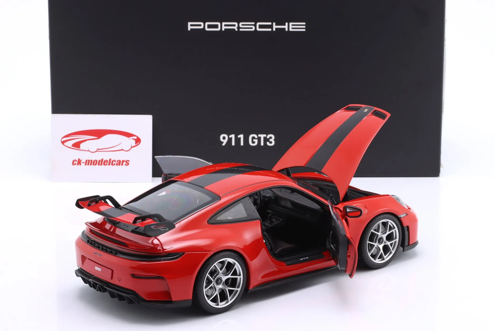 Porsche 911 GT3 (992.2) Baujahr 2025 indischrot 1:18 Norev