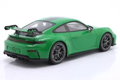 Porsche 911 (992.2) GT3 Baujahr 2025 pythongrün 1:18 GT-Spirit