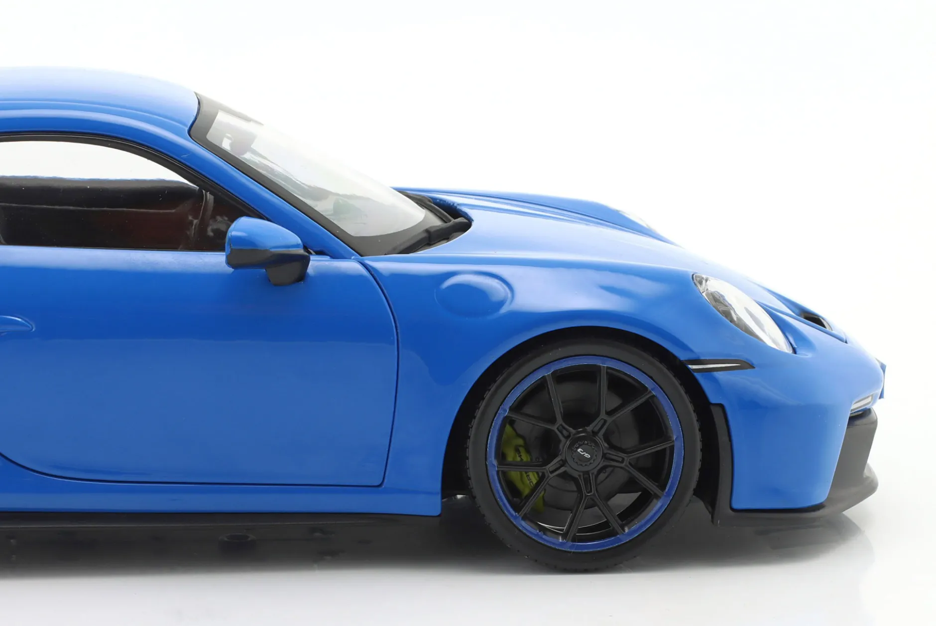 Porsche 911 (992) GT3 Baujahr 2022 shark blue 1:18 Maisto