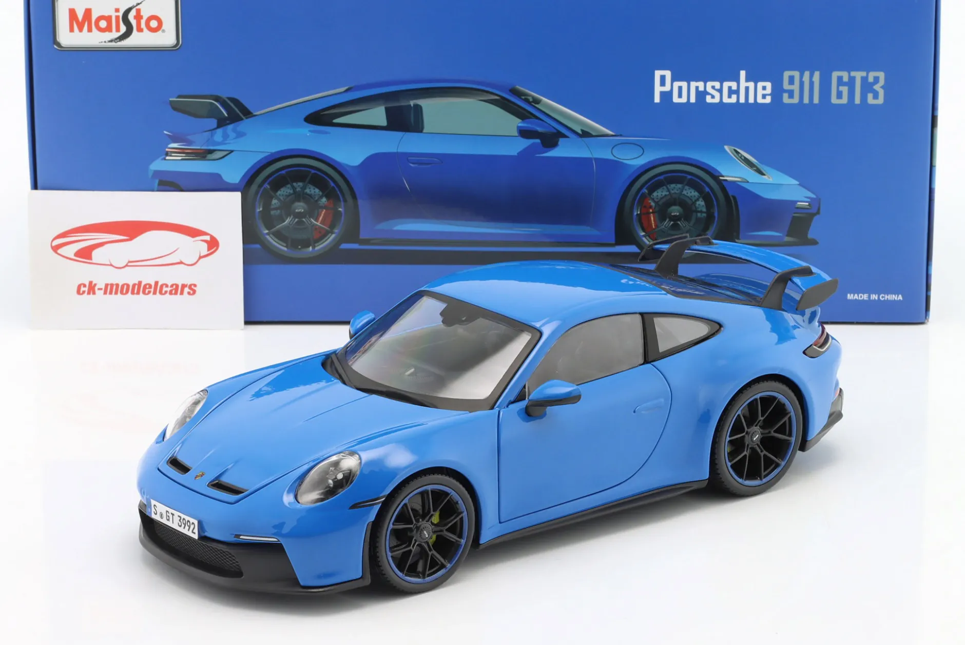 Porsche 911 (992) GT3 Baujahr 2022 shark blue 1:18 Maisto