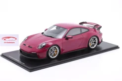 Porsche 911 (992) GT3 Baujahr 2021 sternrubin 1:12 Schuco