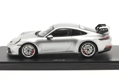 Porsche 911 (992) GT3 2021 GT-silber metallic mit Vitrine 1:18 Minichamps