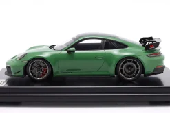 Porsche 911 GT3 (992) Manthey Kit 2024 auratiumgrün 1:12 Spark