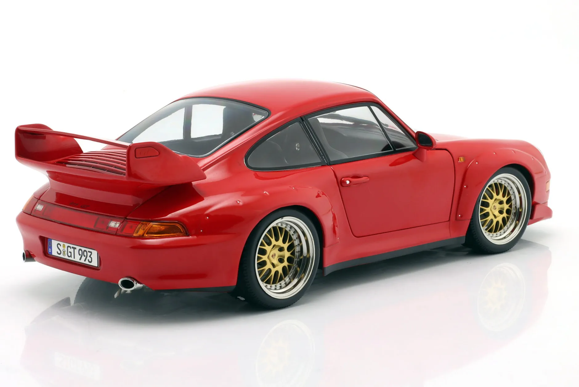 Porsche 911 (993) GT2 mit BBS Felgen Baujahr 1996 rot 1:12 KK-Scale