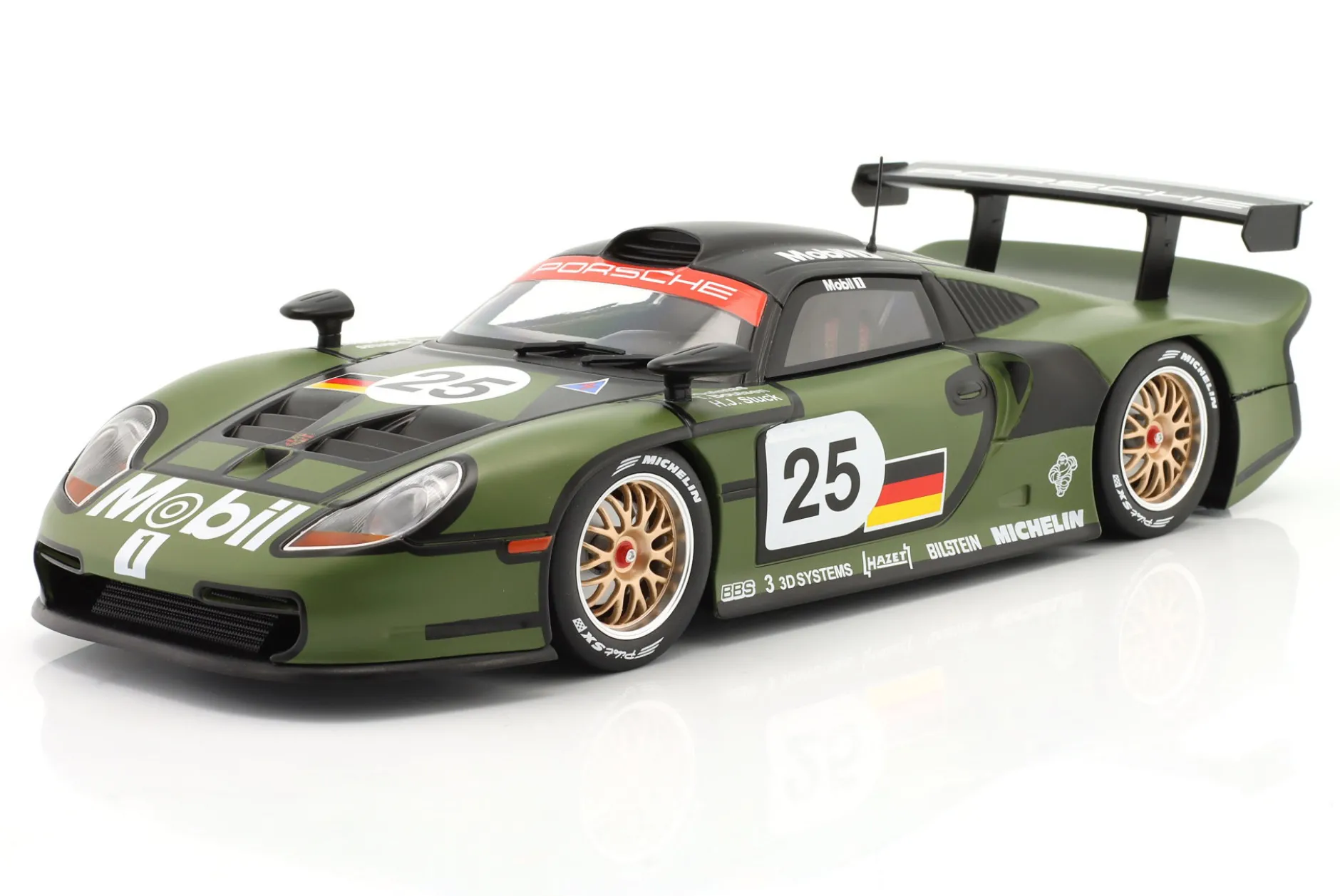 Porsche 911 GT1 #25 Pre-Qualifying 24h LeMans 1997 Porsche AG 1:18 WERK83