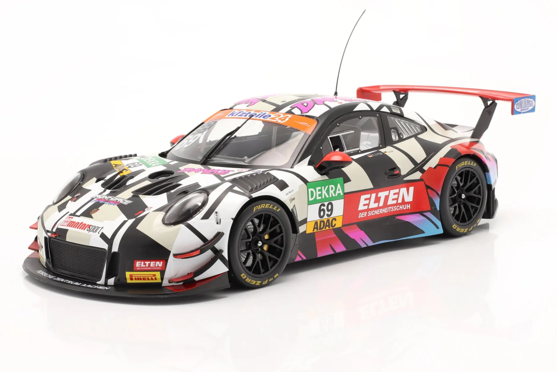 Porsche 911 (991) GT3 R #69 ADAC GT Masters Hockenheim 2018 Danke Fans 1:18 Ixo