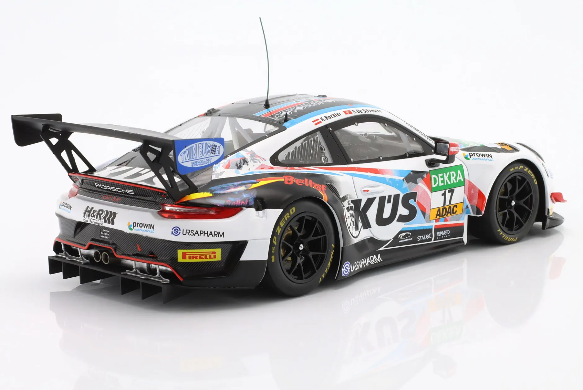 Porsche 911 GT3 R #17 ADAC GT Masters 2020 KÜS Team75 Bellof Tribute 1:18 Ixo