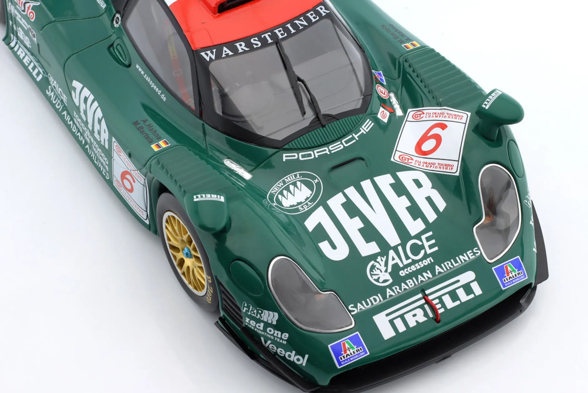 Porsche 911 GT1 #6 3rd FIA GT Championship Silverstone 1998 Bartels, Hahne 1:18 WERK83