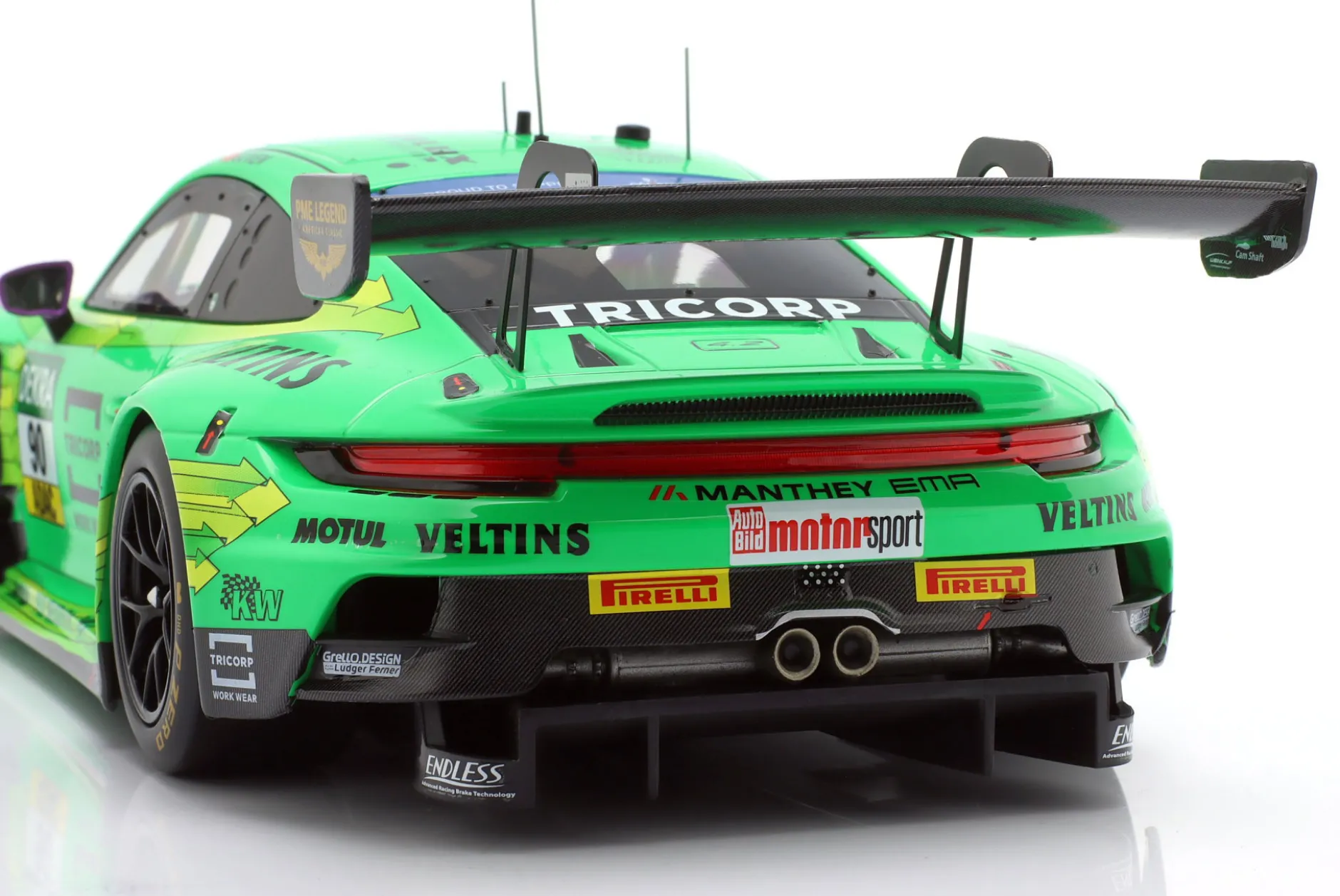 Porsche 911 GT3 R #90 DTM Champion 2025 Ayhancan Güven Manthey Greeno 1:18 Ixo