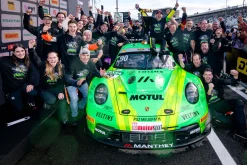 Porsche 911 GT3 R #90 DTM Champion 2025 Ayhancan Güven Manthey Greeno 1:43 Ixo