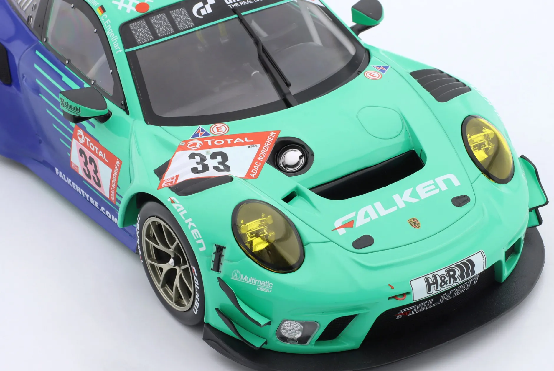 Porsche 911 GT3 R #33 24h Nürburgring 2020 Falken Motorsports 1:18 Ixo