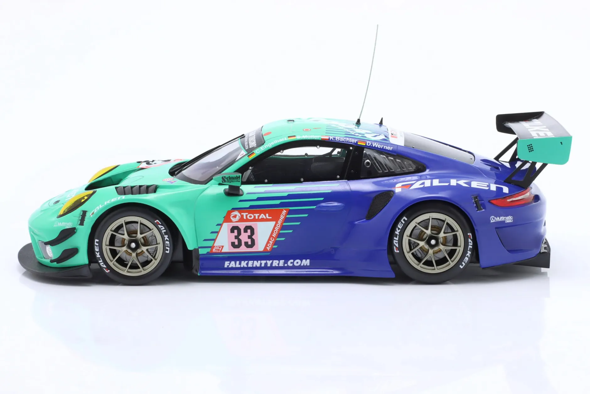 Porsche 911 GT3 R #33 24h Nürburgring 2020 Falken Motorsports 1:18 Ixo
