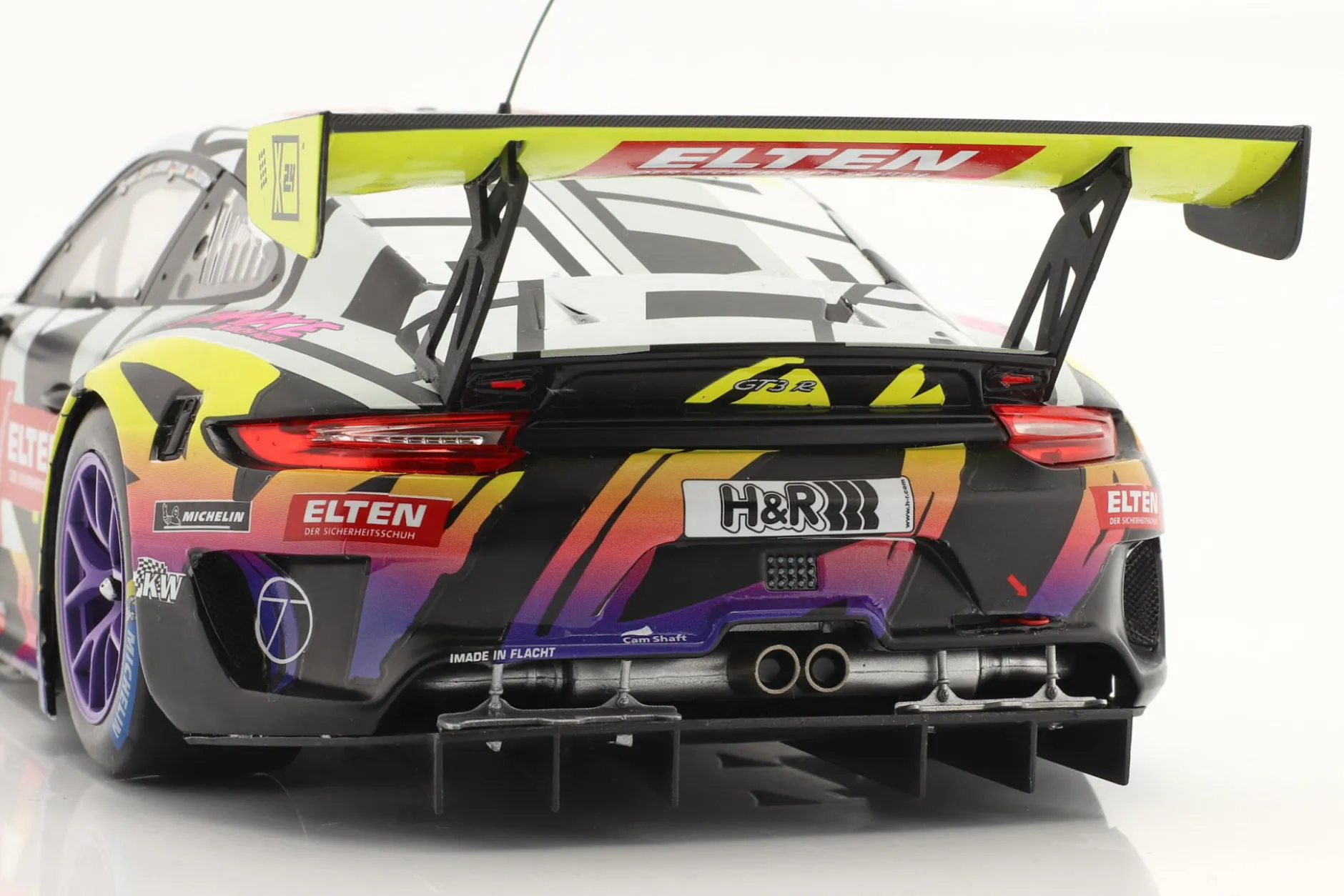 Porsche 911 GT3 R #8 24h Nürburgring 2019 Iron Force 1:18 Ixo