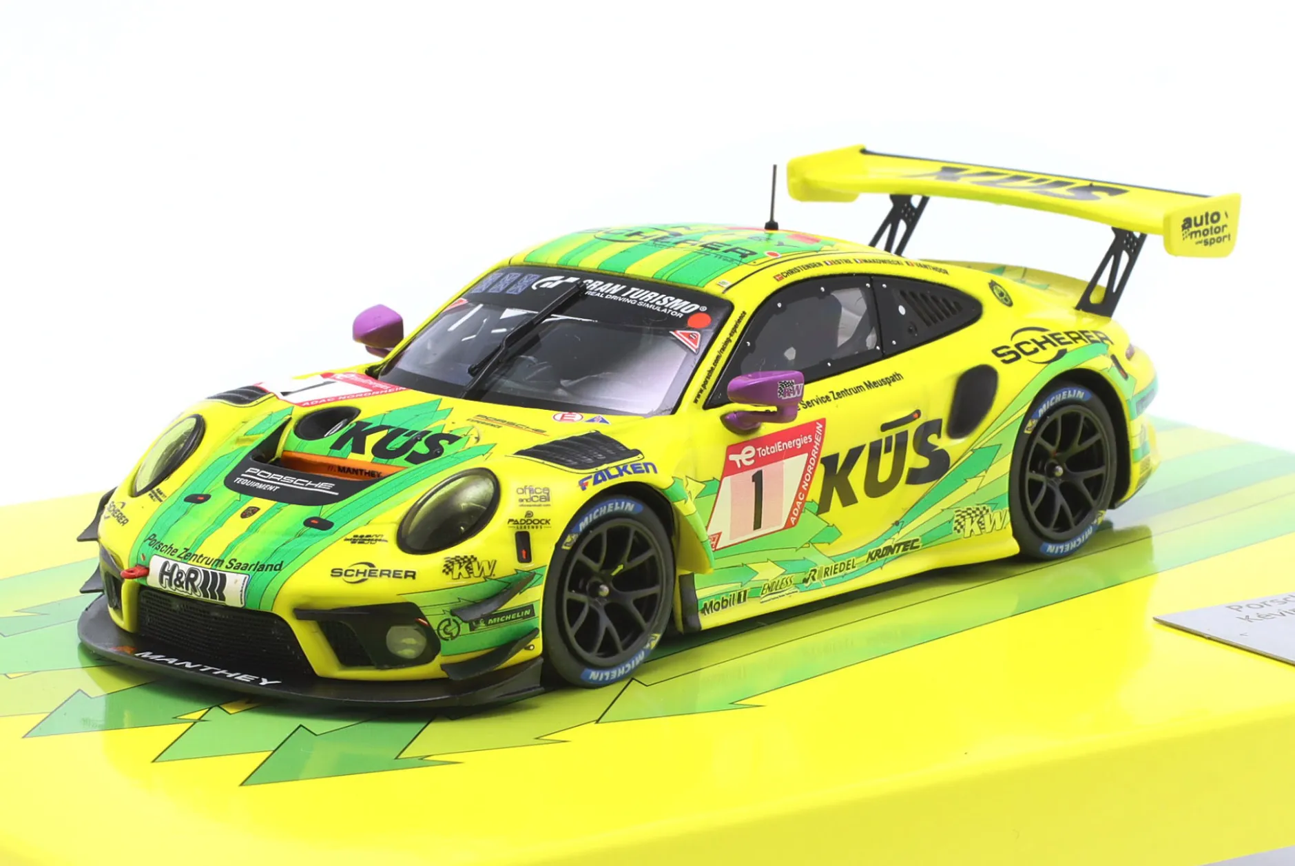 Porsche 911 GT3 R #1 24h Nürburgring 2022 Manthey Grello 1:43 Minichamps