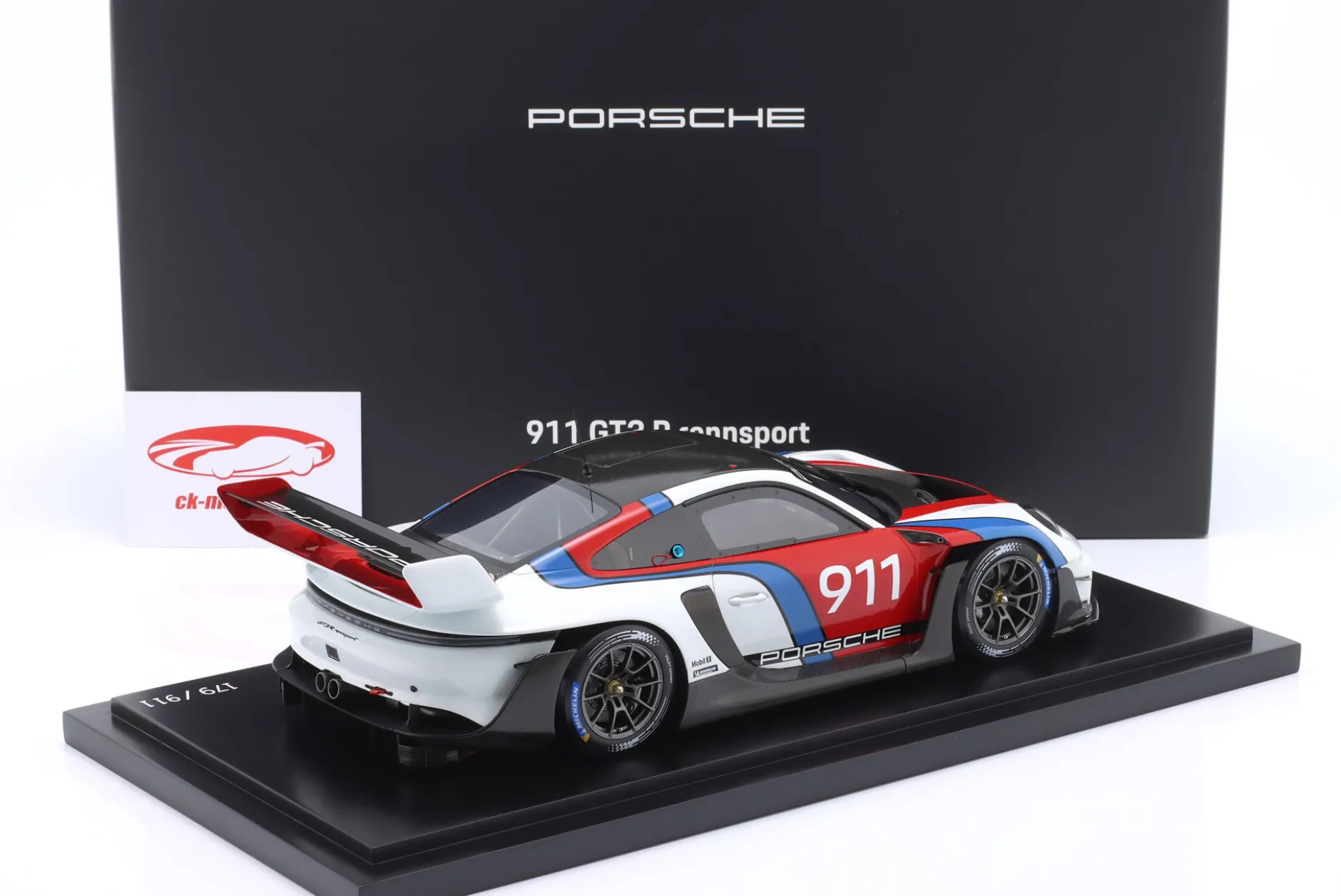 Porsche 911 (992) GT3 R Rennsport #911 multicolour 1:18 Spark