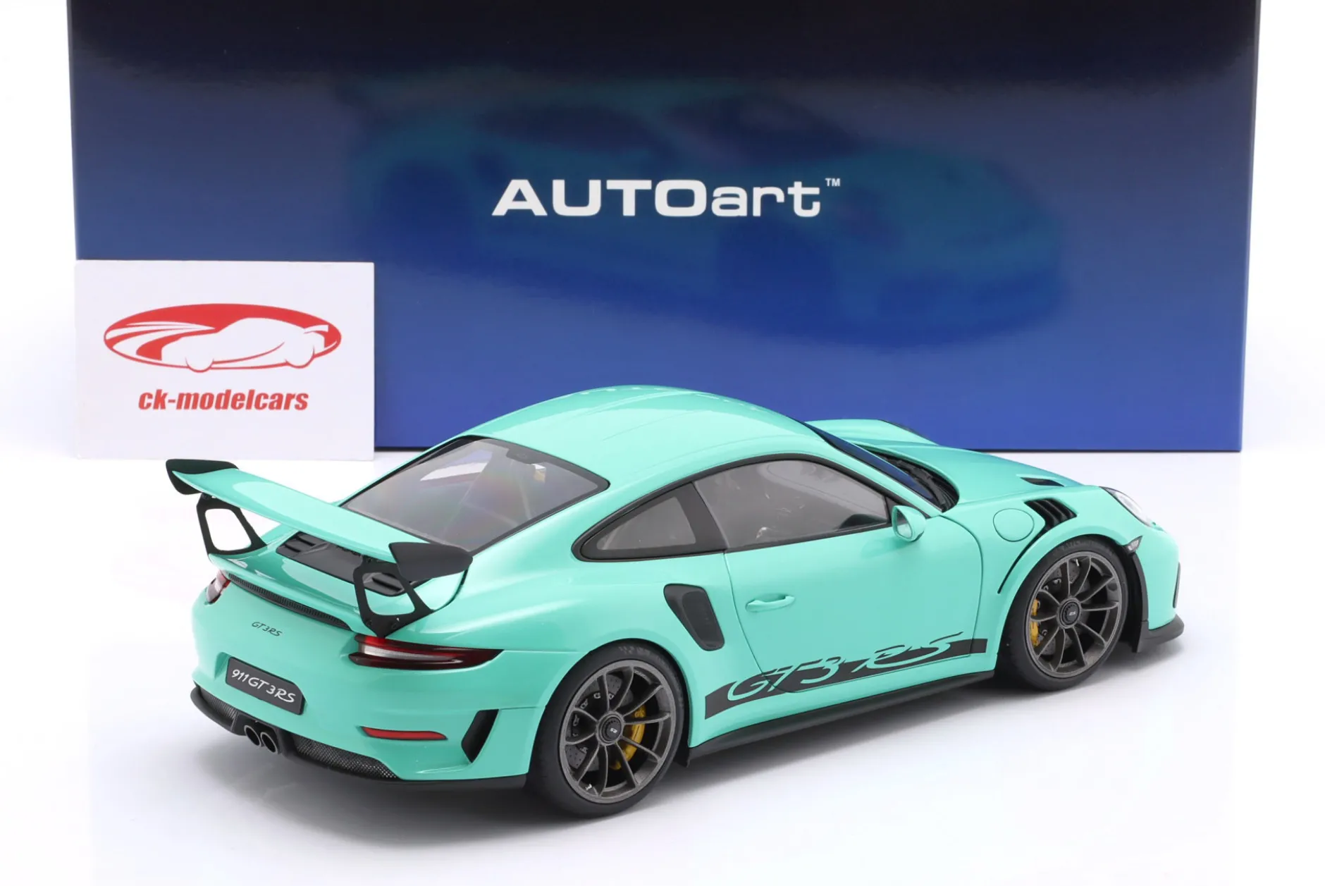 Porsche 911 (991.2) GT3 RS Baujahr 2017 mintgrün 1:18 AUTOart