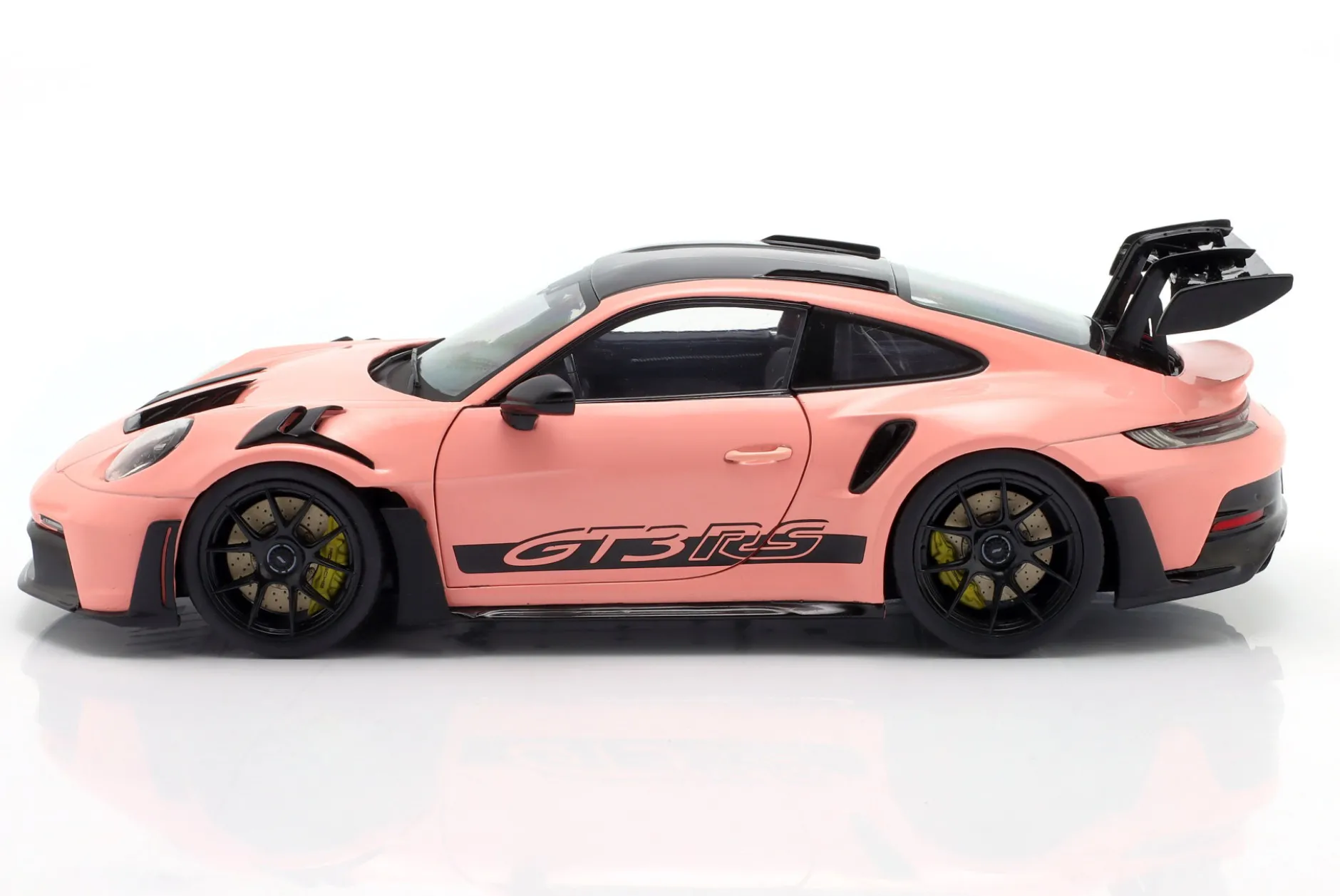 Porsche 911 (992) GT3 RS Baujahr 2024 pink 1:18 Solido