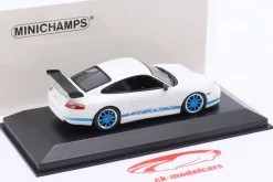 Porsche 911 (996) GT3 RS Baujahr 2002 weiß / blaue Felgen 1:43 Minichamps