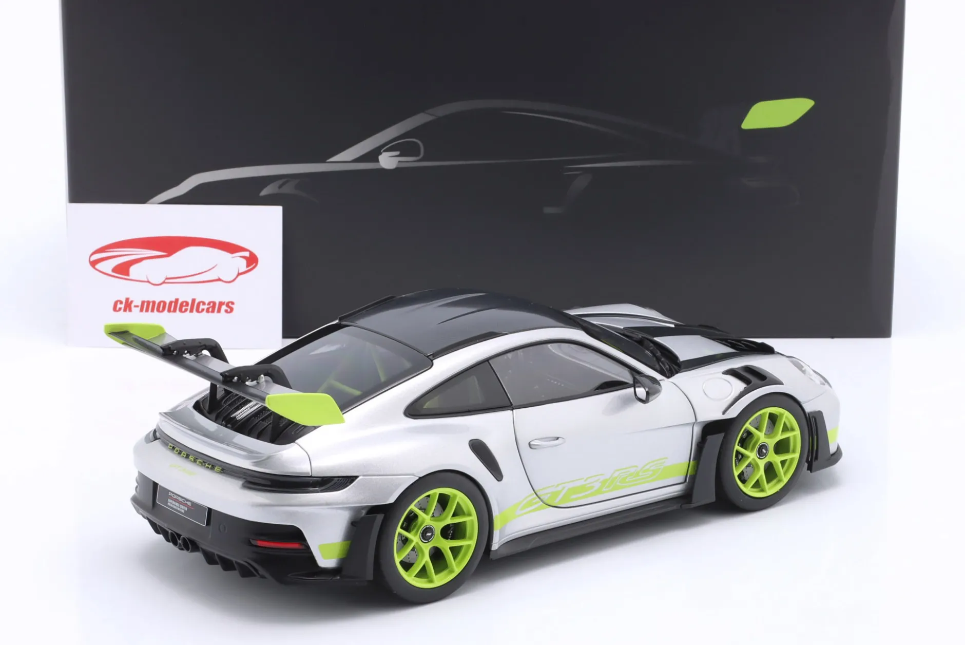 Porsche 911 (992) GT3 RS GT-silbermetallic / acidgrün 1:18 Norev