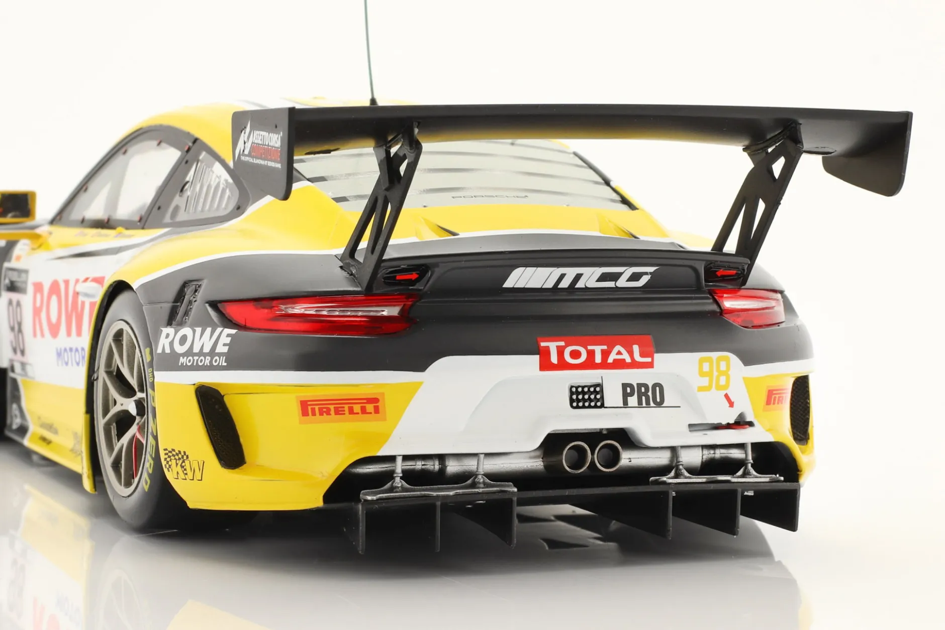 Porsche 911 GT3 R #98 Sieger 24h Spa 2020 Bamber, Tandy, Vanthoor 1:18 Ixo