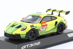 Porsche 911 (992) GT3 RS #911 Manthey Grello Lackierung 1:43 Spark