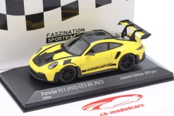 Porsche 911 (992) GT3 RS Weissach-Paket 2023 gelb / schwarze Felgen 1:43 Minichamps