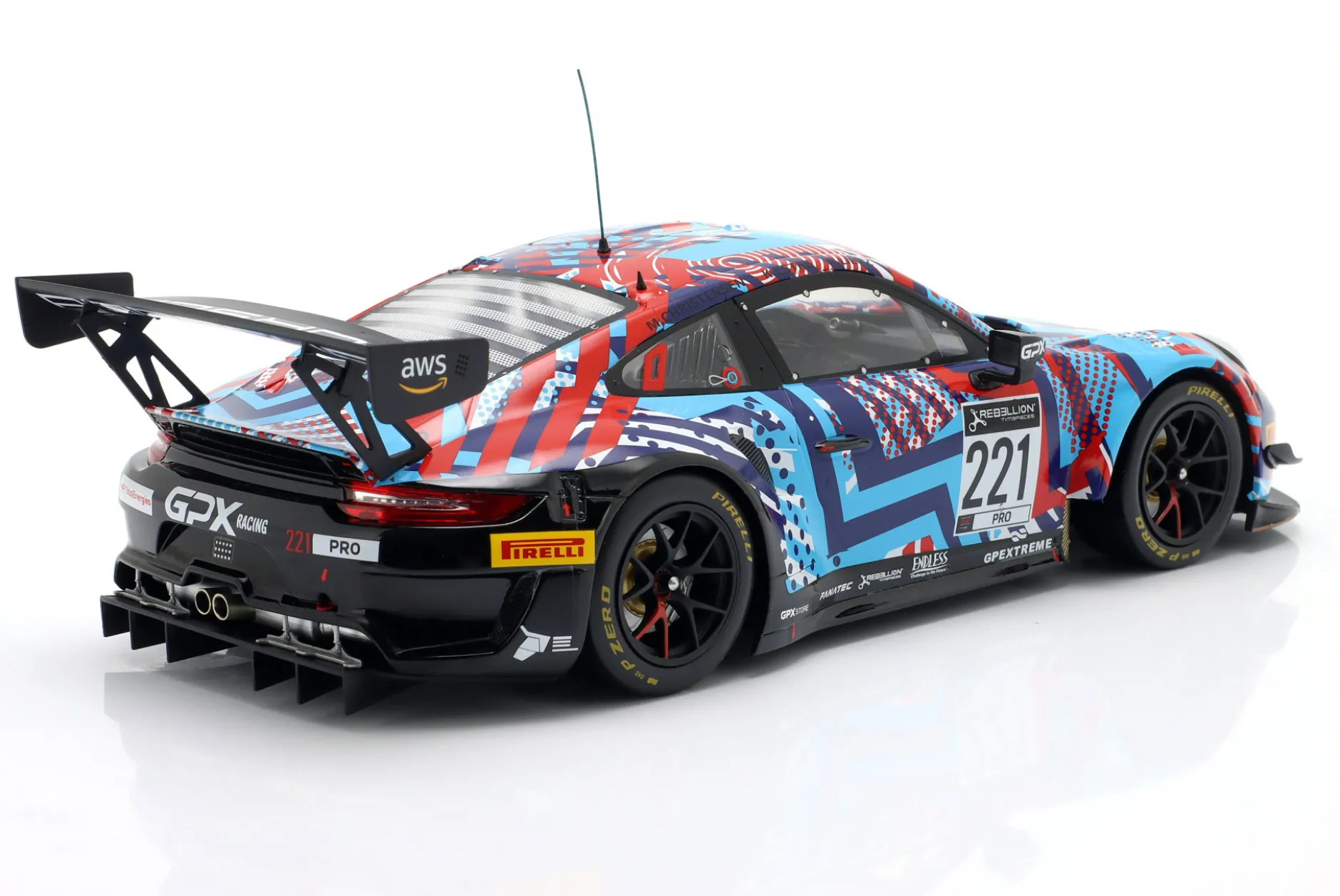 Porsche 911 GT3 R #221 Test Days 24h Spa 2022 GPX Martini Racing 1:18 Ixo