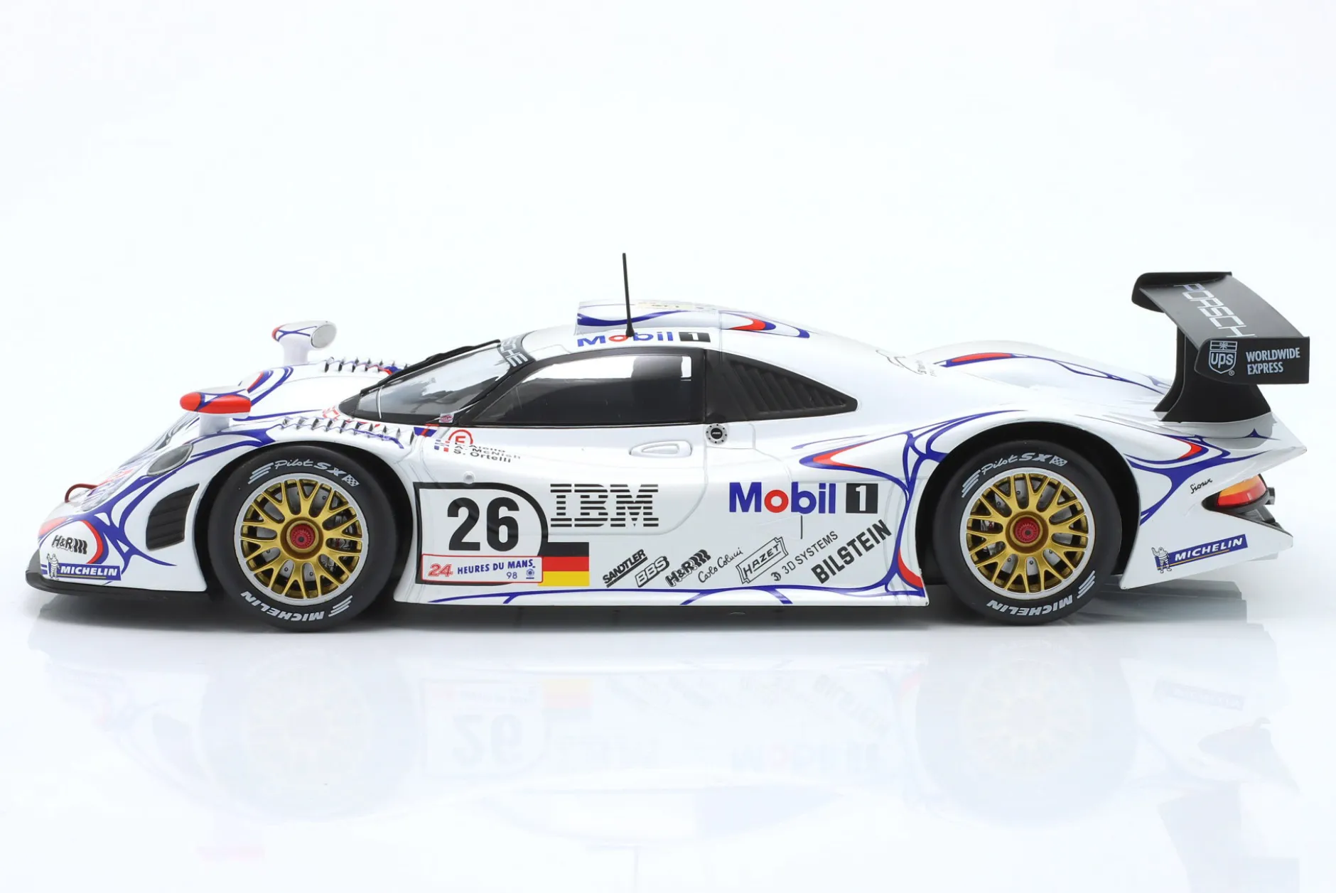 Porsche 911 GT1 #26 Sieger 24h LeMans 1998 McNish, Aiello, Ortelli 1:18 WERK83