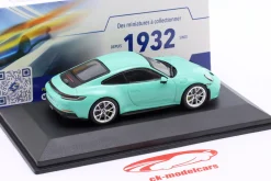 Porsche 911 (992) GT3 Touring Baujahr 2023 mintgrün 1:43 Solido