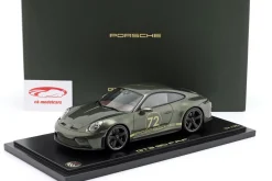 Porsche 911 (992.2) GT3 Touring 90.Geburtstag F. A. Porsche 2025 grün 1:18 Spark