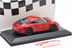 Porsche 911 (992) GT3 Touring 2021 indisch rot / schwarze Felgen 1:43 Minichamps